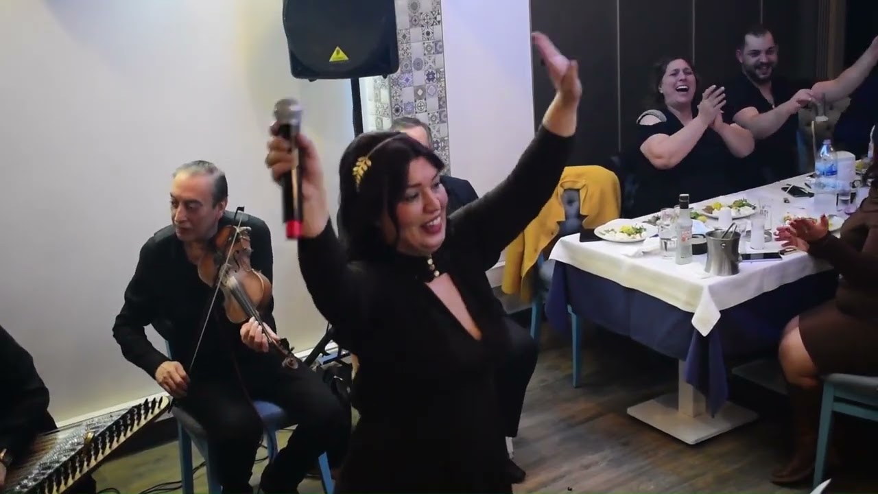 Leylaa İle Coşkulu gece