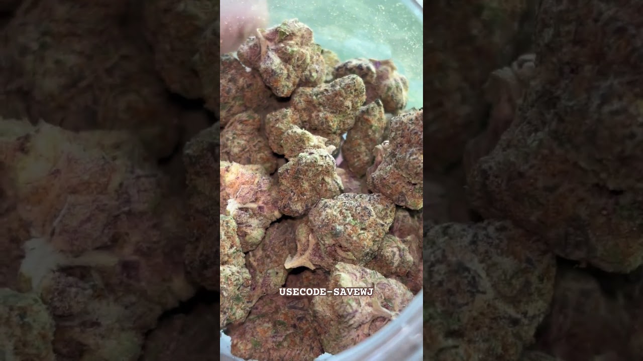 ✨ &ldquo;Bubble Bath Supreme Tier: These BudsLookINSANE!&rdquo; #THCAFlower#WeedReview #FrostyBuds#THCA #WeedTok