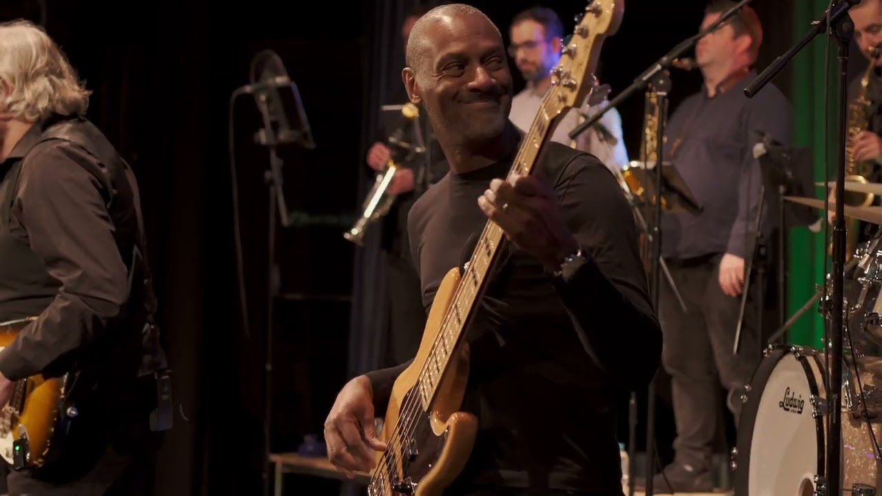 Steely Dan Pretzel Logic (performed by Steely Dan tribute Simply Dan)