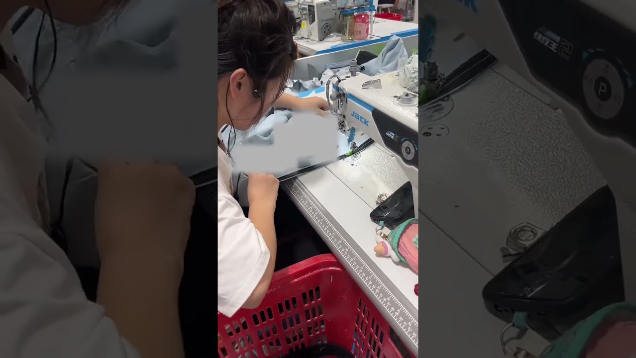 small roller presser foot, universal for various crafts "sewing machine accessories" roller presser