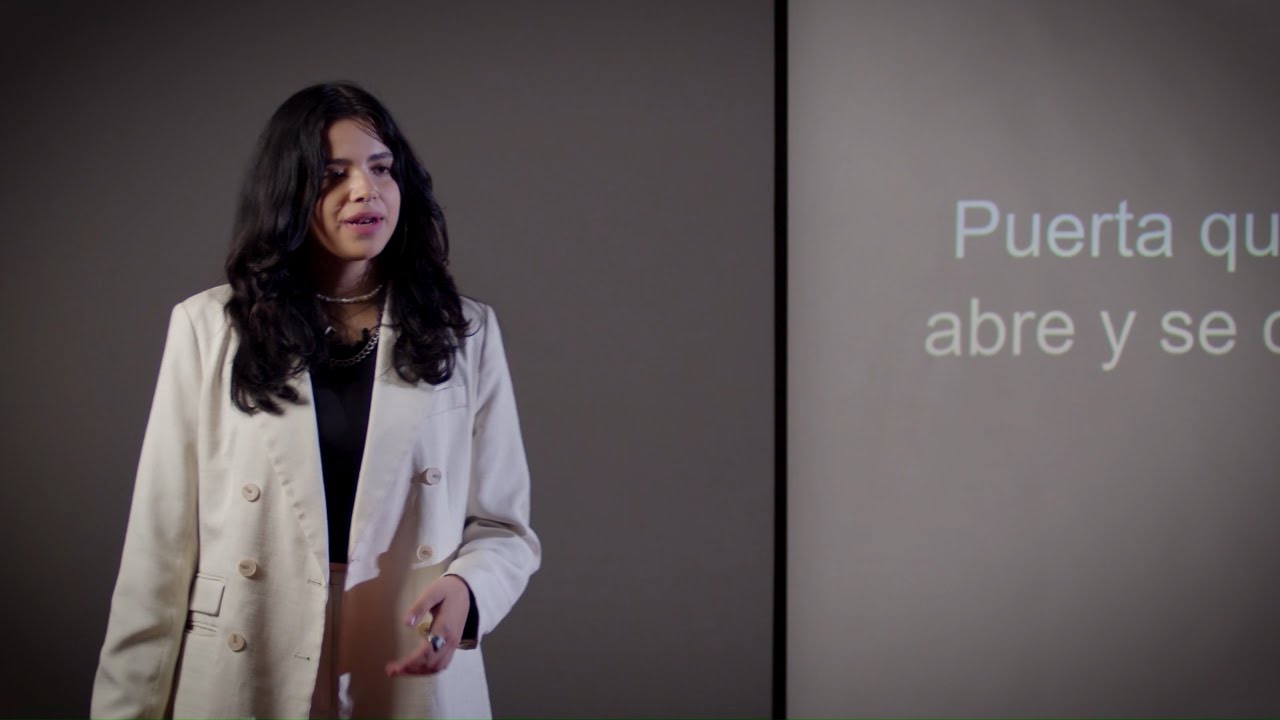 El universo no quiere que lo descifremos | SOFIA CARLOSAMA BOTERO | TEDxLCB Youth