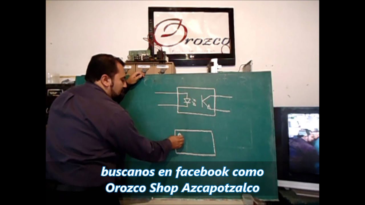 Profesor Guillermo Orozco prueba del optoacoplador