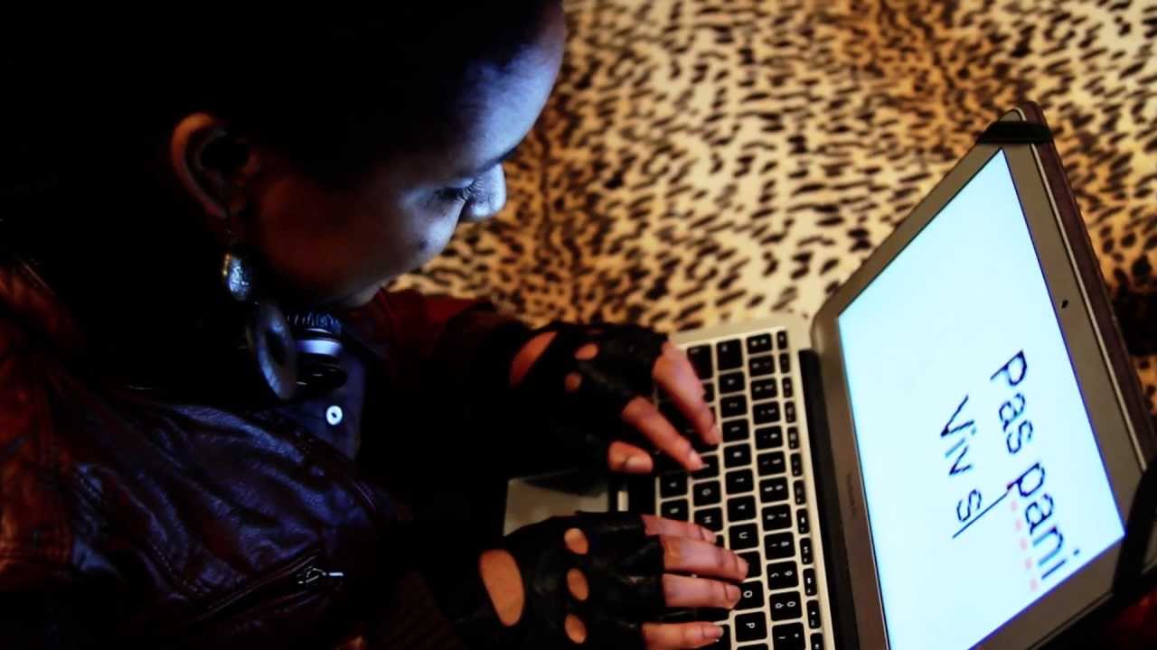 Swé - P.P.T  (studio clip session #1)