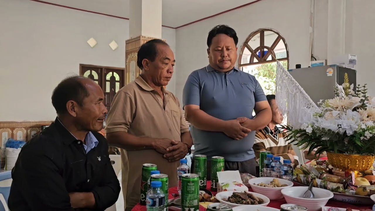 Kev hu plig khi tes ntawm tsev neeg hmoob xeem vaj nyob lub zos  pham xaam 