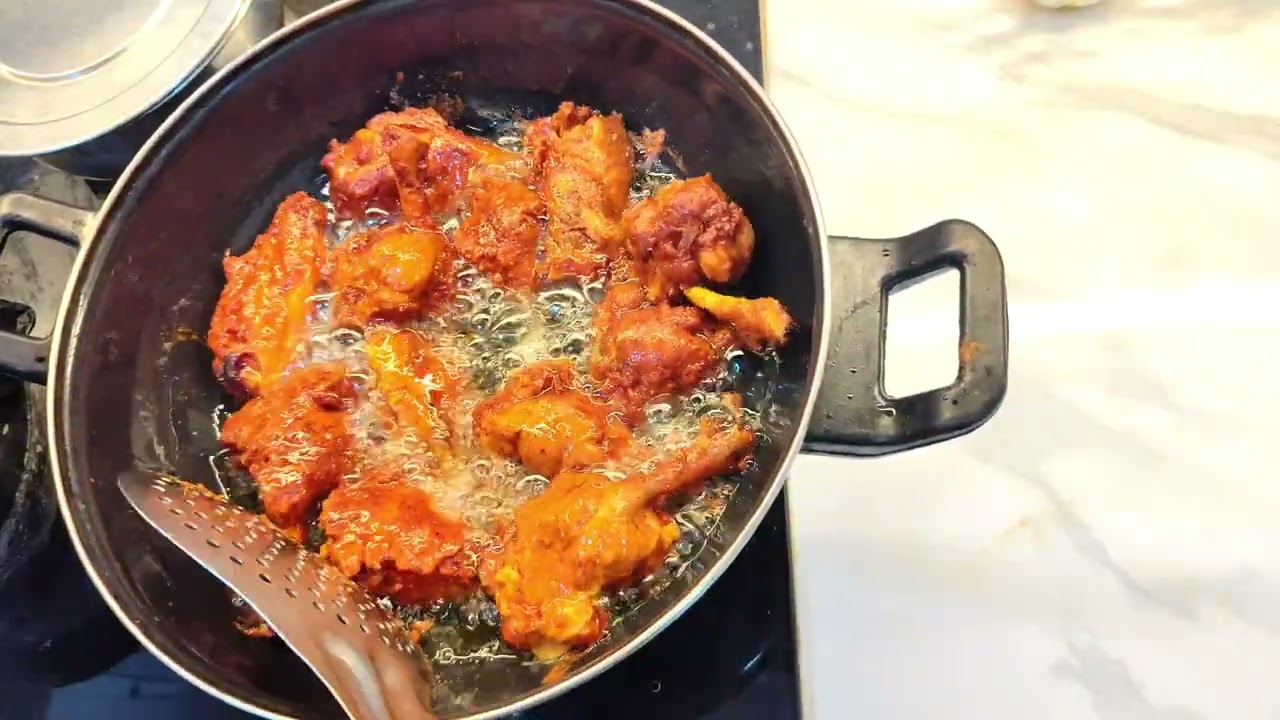 Chicken Schezwan Recipe | Dry Schezwan Chicken Restaurant Style | Spicy Chicken Recipe