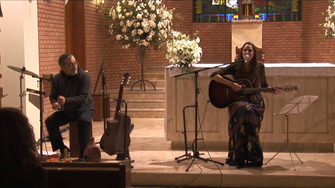 8 - Tere Larraín - Dios te salve María