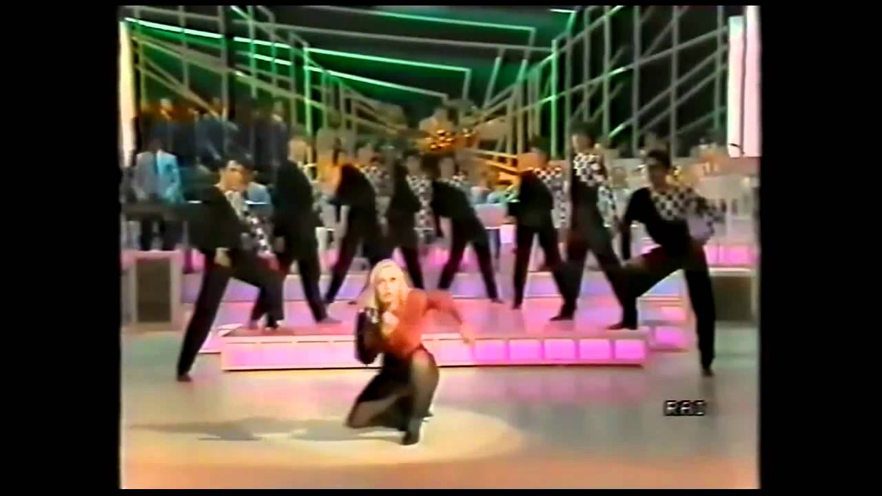 Raffaella Carrà - You Belong To The City - Domenica In