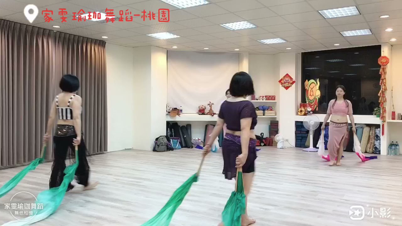 週四肚皮舞-雙飄扇《雯雯老師》