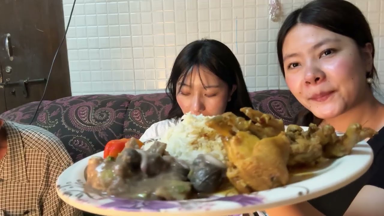 Today’s meal : snails + yam and stinky beans eromba | chicken feet #yummy #mealprep #dailyvlog 
