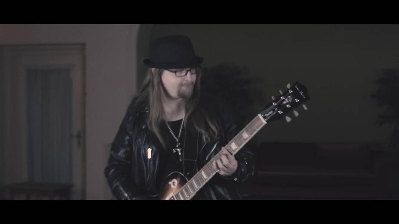 Seelennacht - Life is for Rent (Official Music Video)