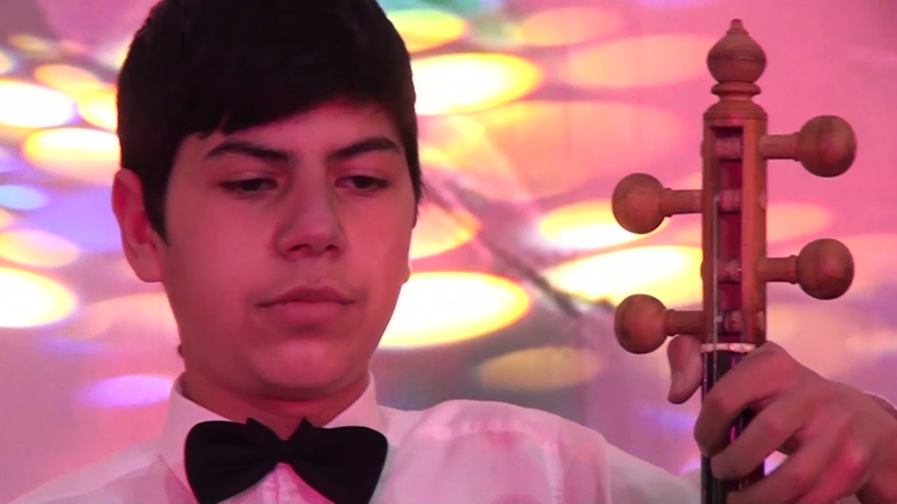 4 nömrəli Uşaq İncəsənət Məktəbinin  Ulu Öndər Heydər Əliyevə həsr olunmuş videotəqdimatı.