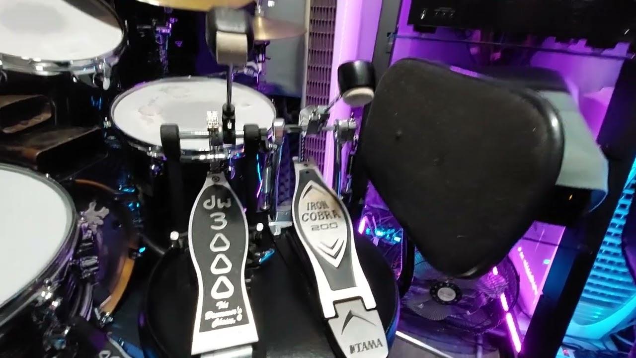 pedal dw 3000 vs pedal Tama Iron cobra 200