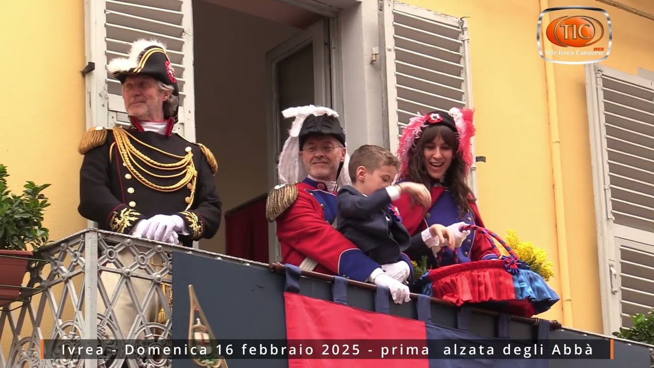 Storico Carnevale di Ivrea, prima alzata degli Abbà