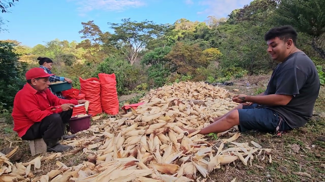 fonchi nos cuenta que el es aragan para trabajar la agricultura