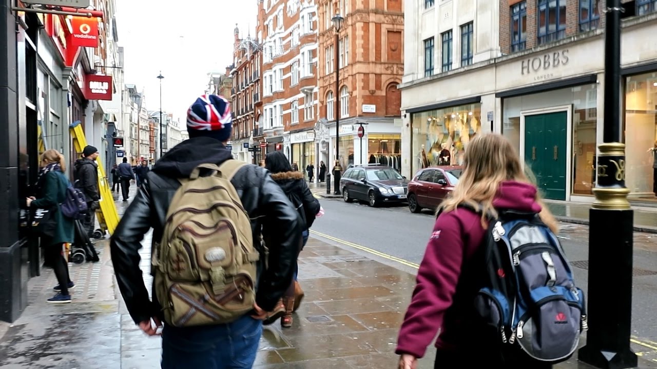 CONHECI UM ATOR DE ANIMAIS FANTÁSTICOS! | Observando Londres