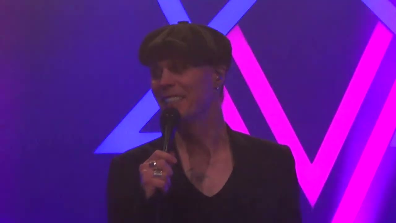 VV - Neon Noir live at Pustervik, Gothenburg 2024-04-26 [Full HD 1080p]