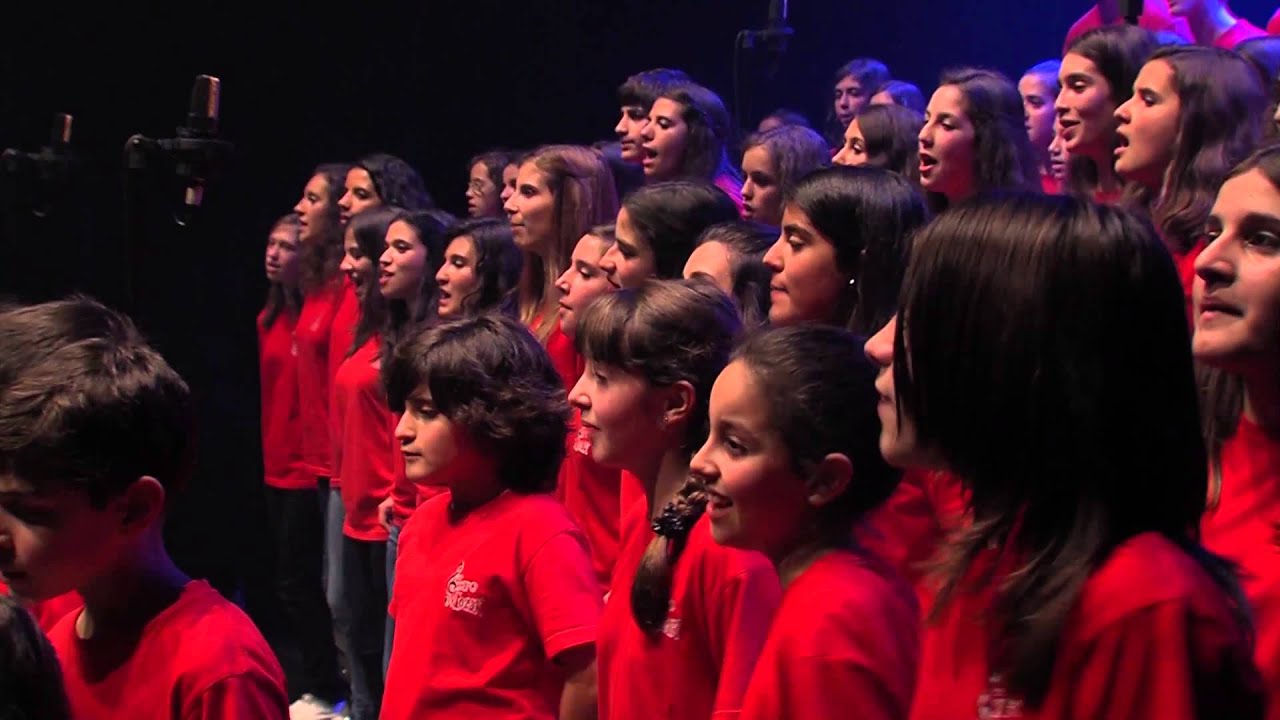CORO MOZART - PRAISE HIS HOLY NAME [2014/12]
