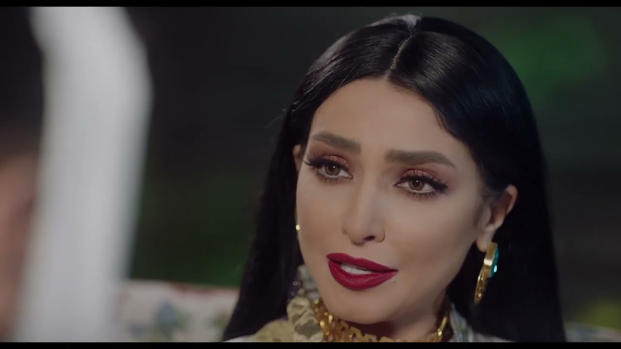 الراجل يضرب الست عادي انما لو الست تفتح دماغ الراجل تبقى مره😱 علا فتحت دماغ فتحي 