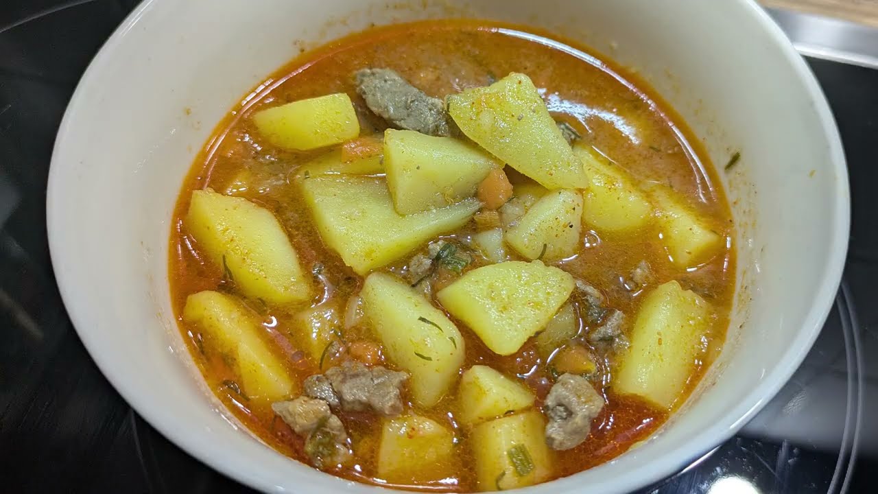 Простой,насыщенный картофельный гуляш — вкусно и без заморочек!