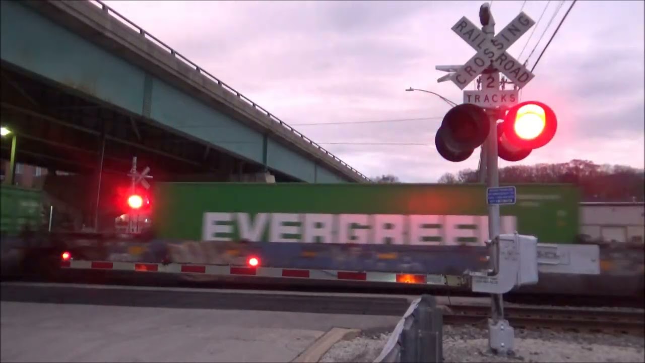 Willow Springs Road Railroad Crossing (Video 2), Willow Springs, IL