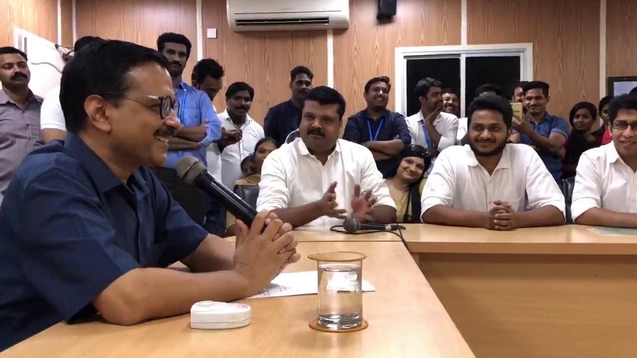 Delhi CM Arvind Kejriwal met & addressed the delegates from United Nurses Association