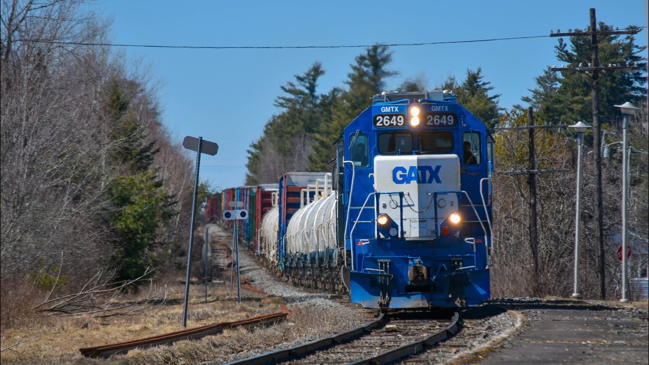 Chasing a NBSR Eastbound Work Extra on the McAdam Sub