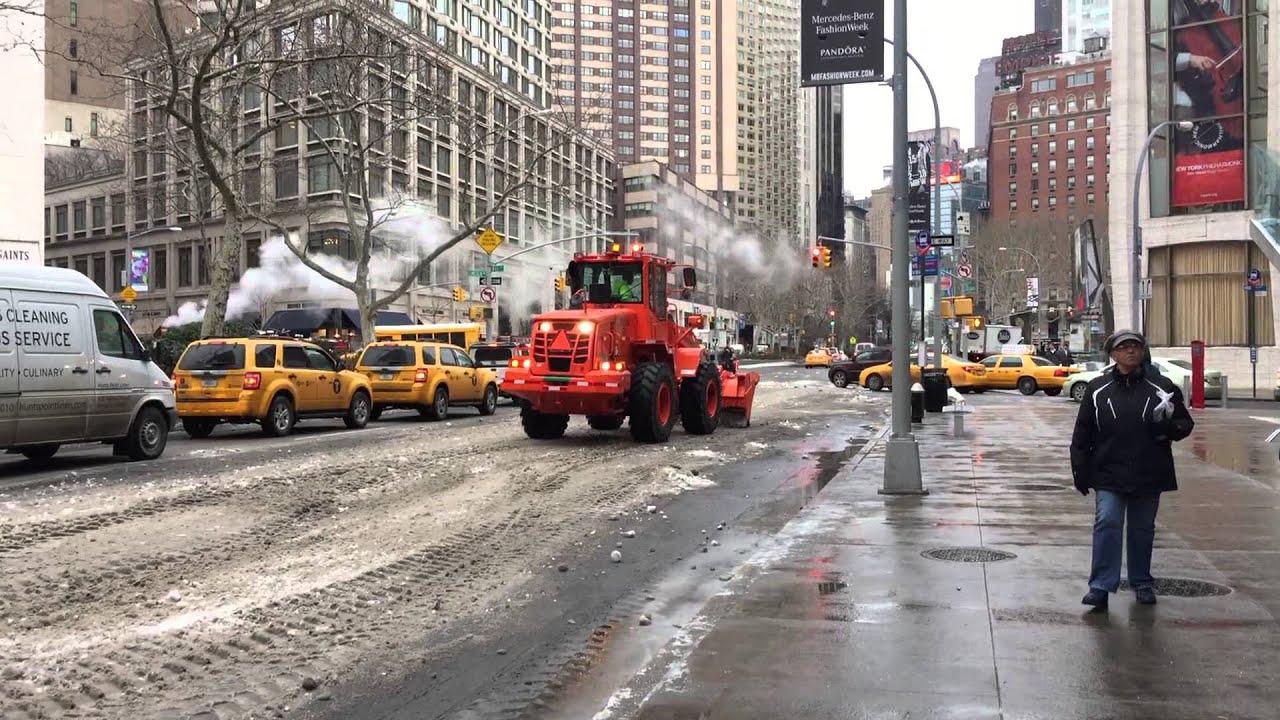 DSNY, NEW YORK CITY DEPARTMENT OF SANITATION, USING FRONT LOADER & DUMP TRUCK/SALT SPREADER PLOW.