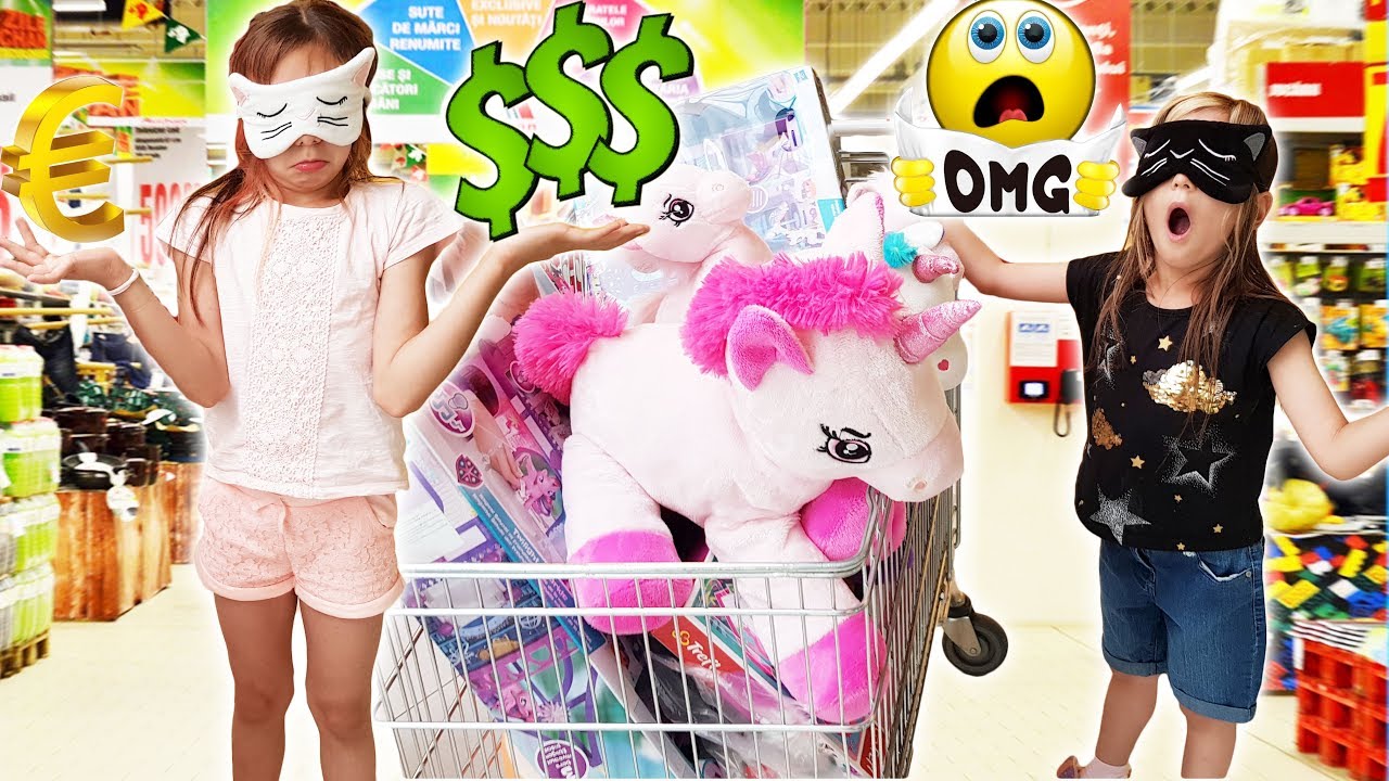 🤑 CUMPĂRĂM tot ce 🖐️ ATINGEM LEGATE la 👀 OCHI | CHALLENGE | Mara Stefania