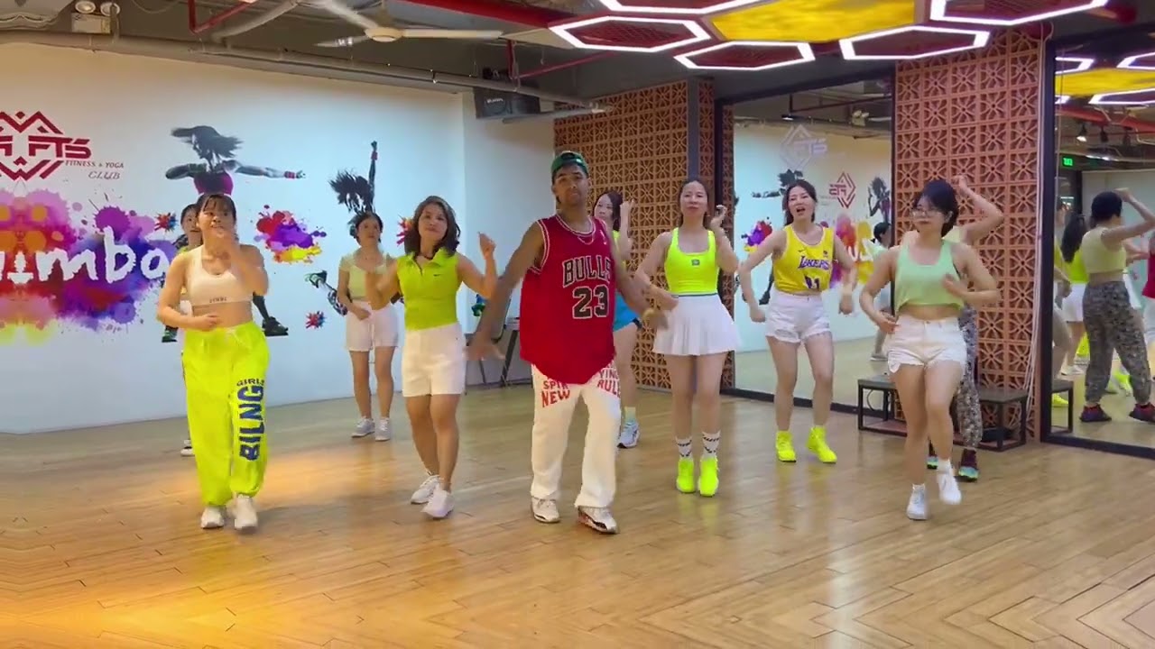 Karol-g__papasito (zumba cover by Zin Shubo )