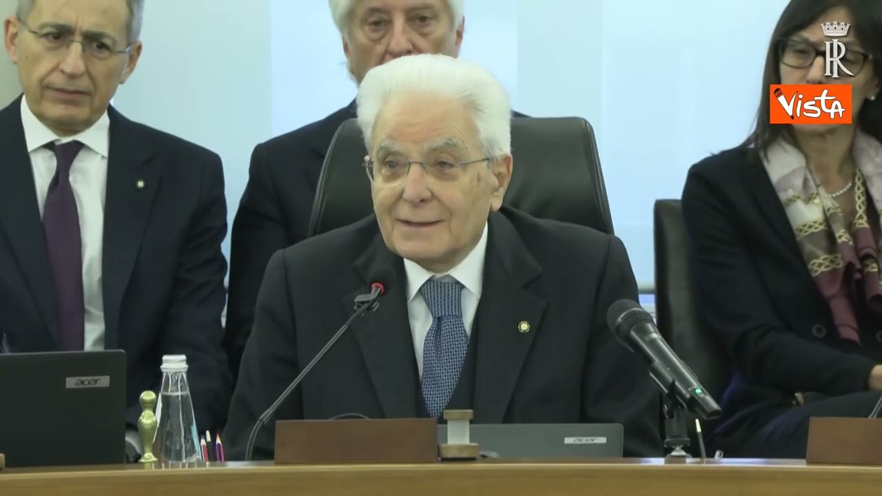 Mattarella interviene al Csm: 