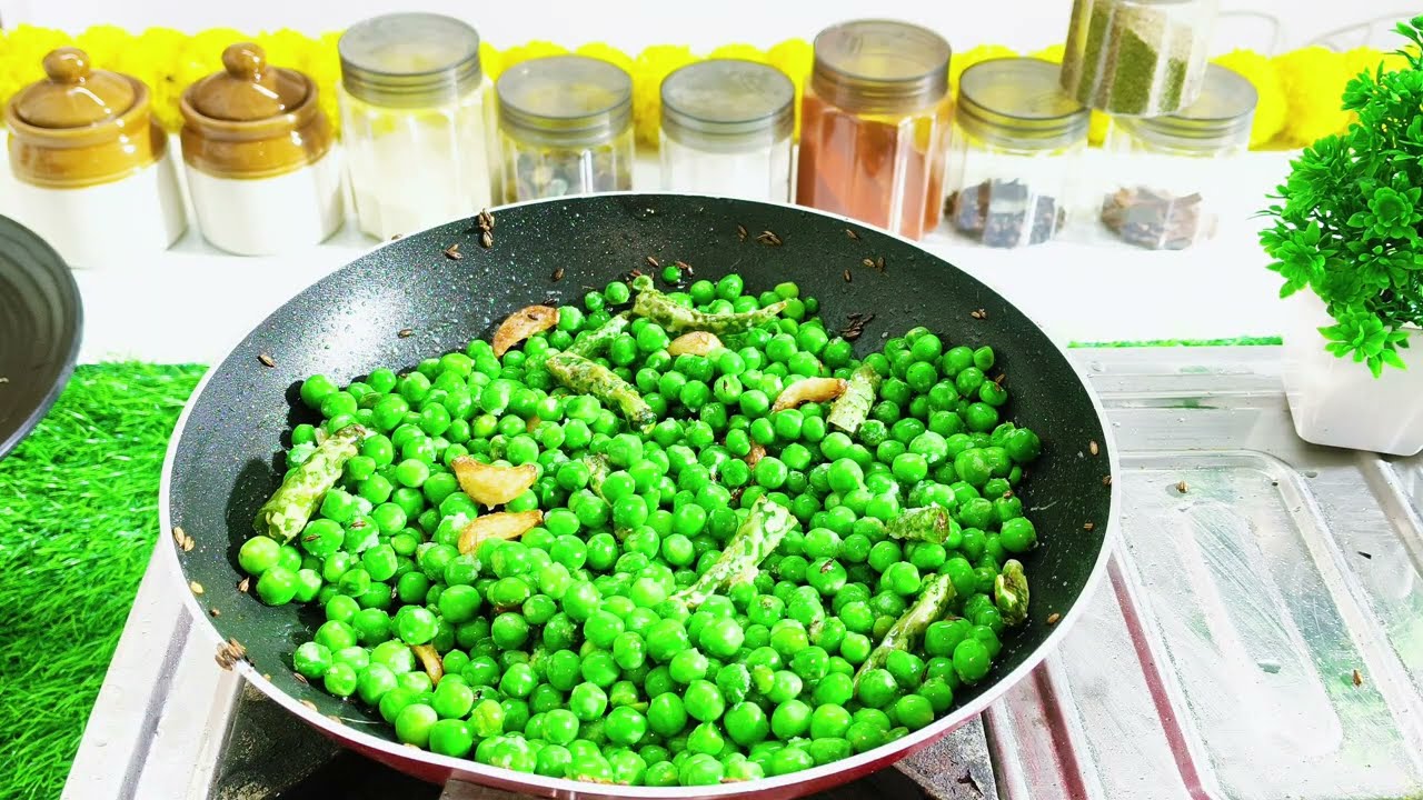 💲250,000 😱 Ye Matar Paratha Viral Kyu Ho Raha Hai? | Matar Paratha Recipe