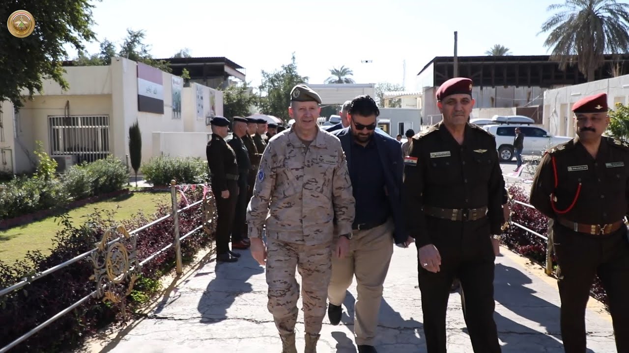 قائد بعثة حلف الناتو في العراق يزور مديرية الإعلام والتوجيه المعنوي