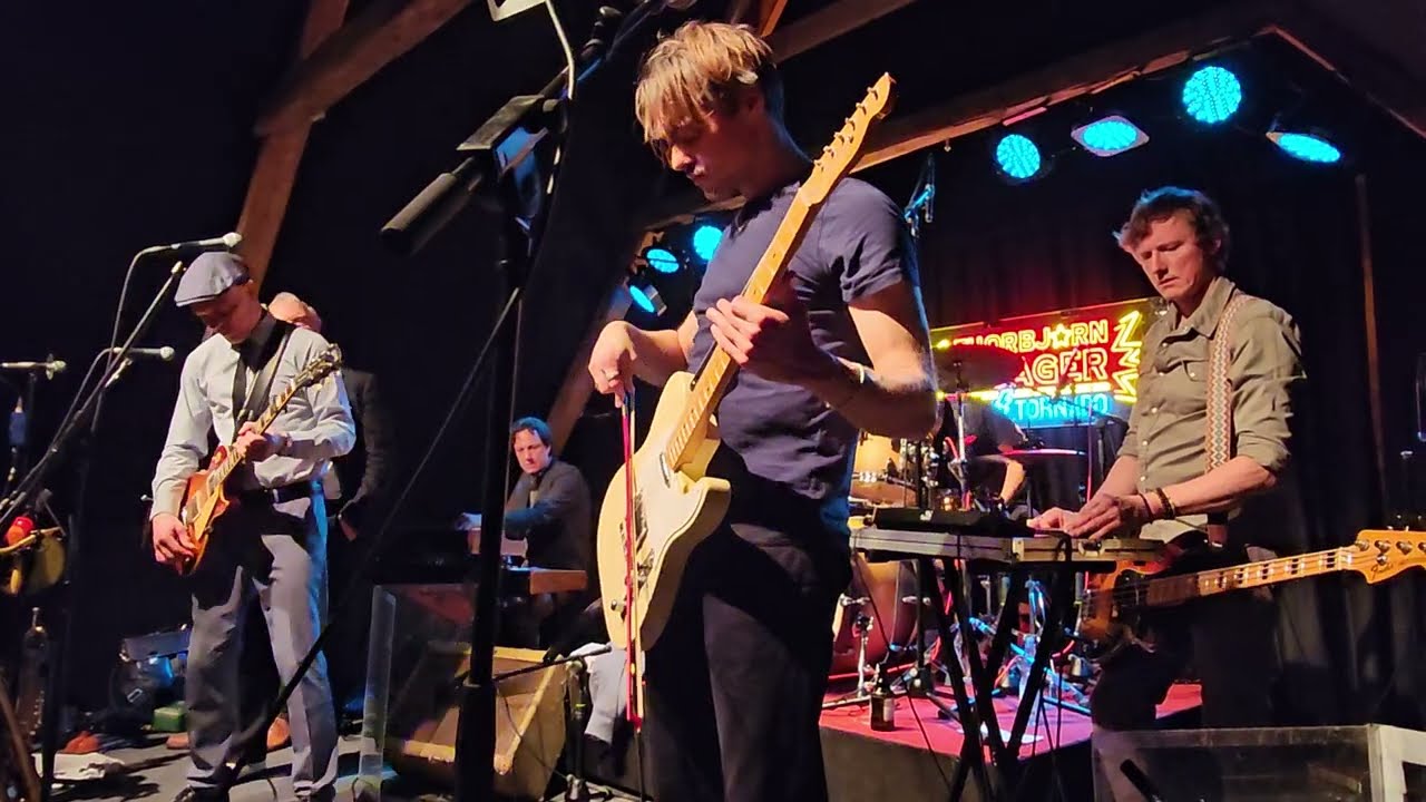 Thorbjørn Risager & The Black Tornados 