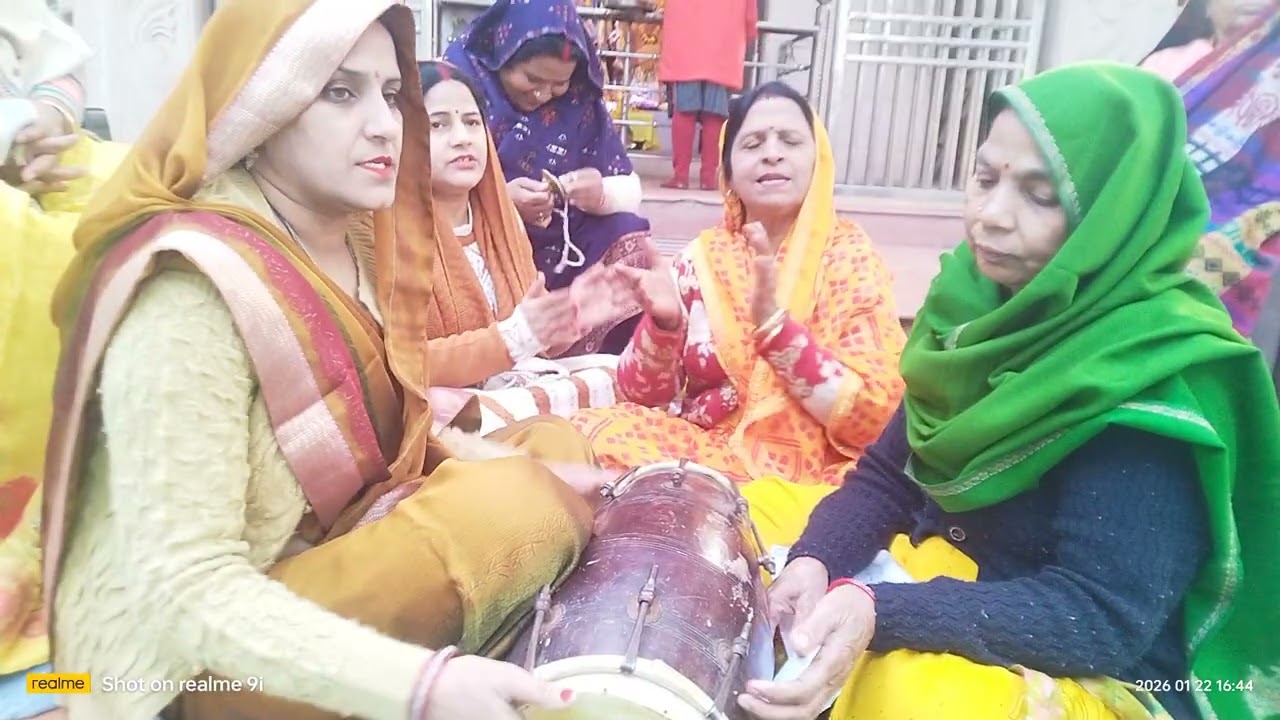 🙏सबकी बिपत तुमने तारी 🙏हमारी शुद्ध भूले मुरारी 👍