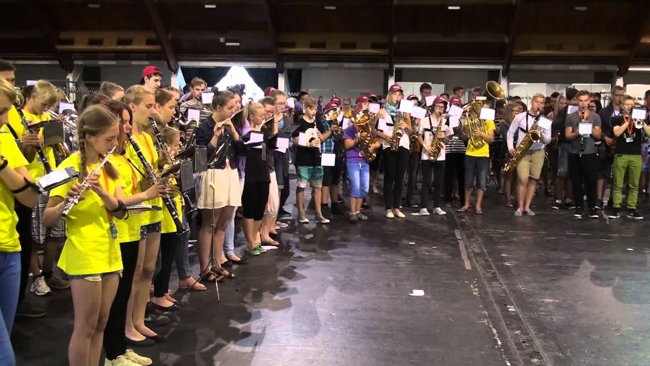 Madonas mūzikas skolas pūtēju orķestris „Vivo” - Atgriešanās / 