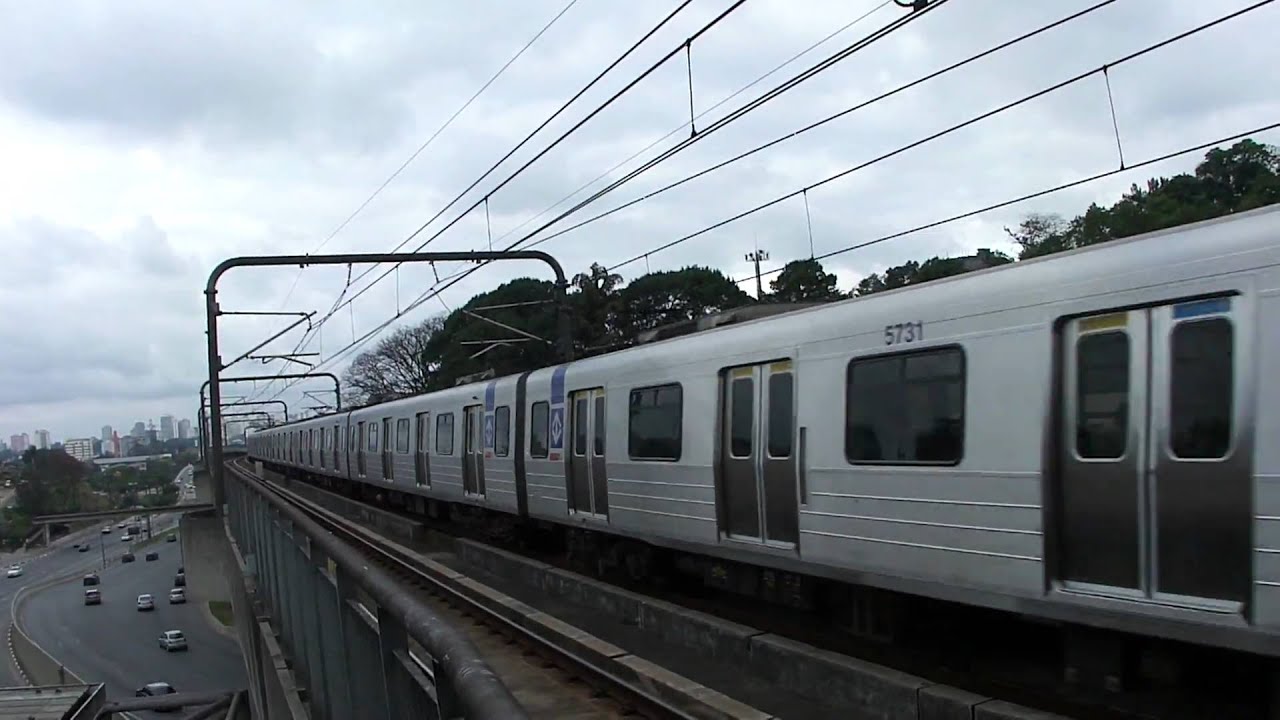 Metr&ocirc;-SP - Linha 5 - Trem partindo da Esta&ccedil;&atilde;o Giovanni Gronchi 4