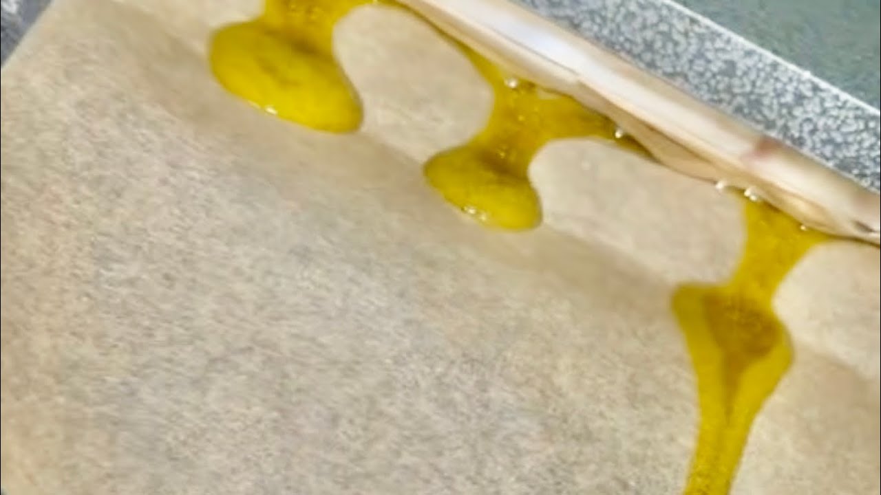 How to make rosin concentrates using rosin bomb rosin press. Growing with GoldToothGang episode #3
