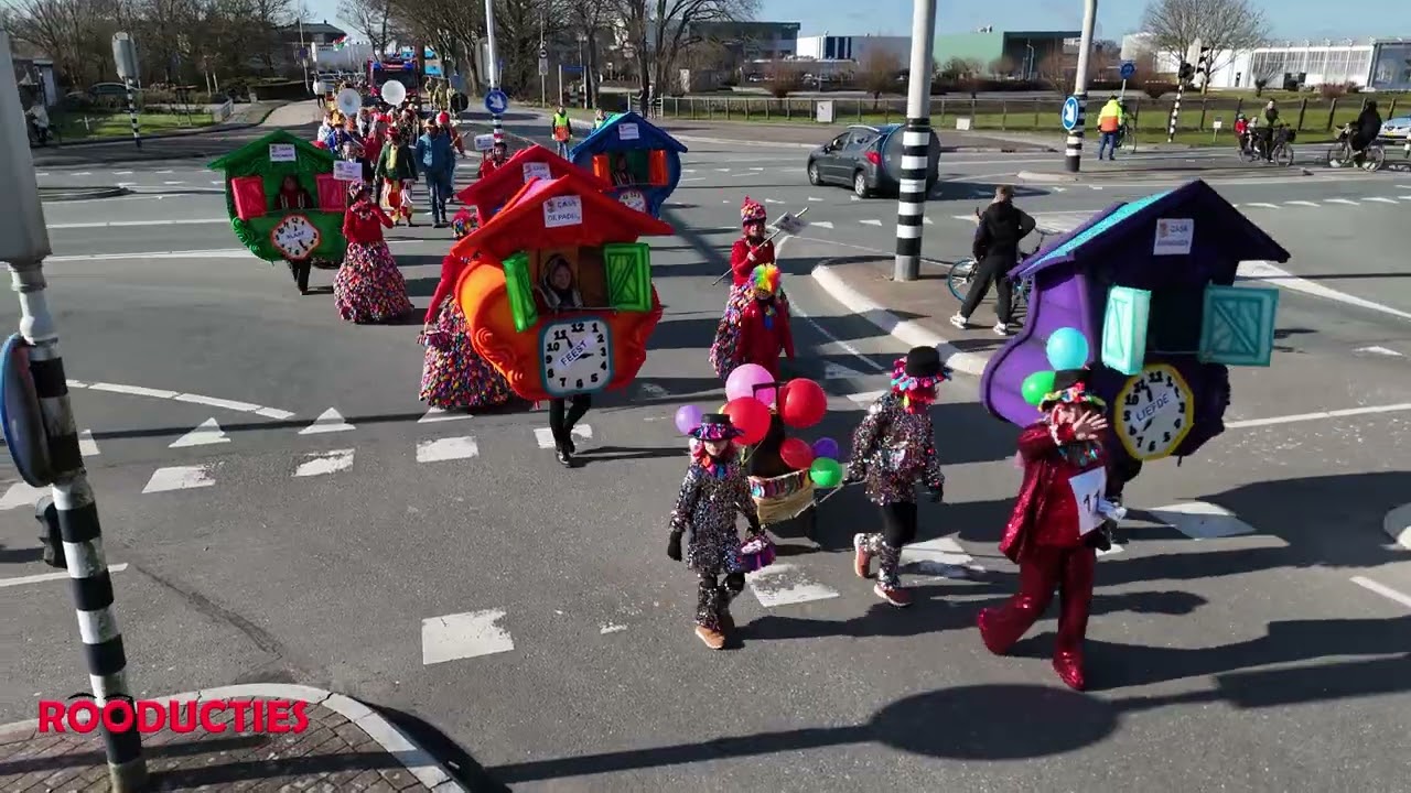 Carnaval optocht in Enkhuizen