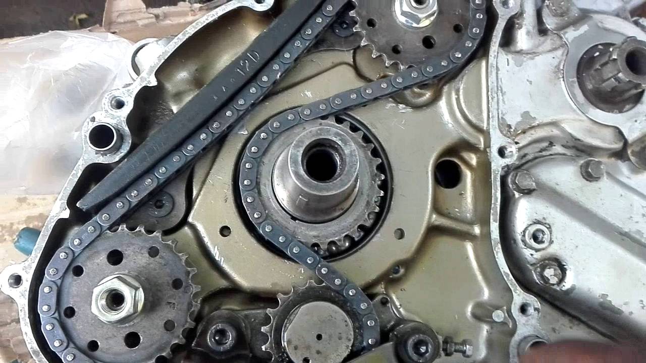 Suzuki dr 650  como tensar la cadena de balanceador