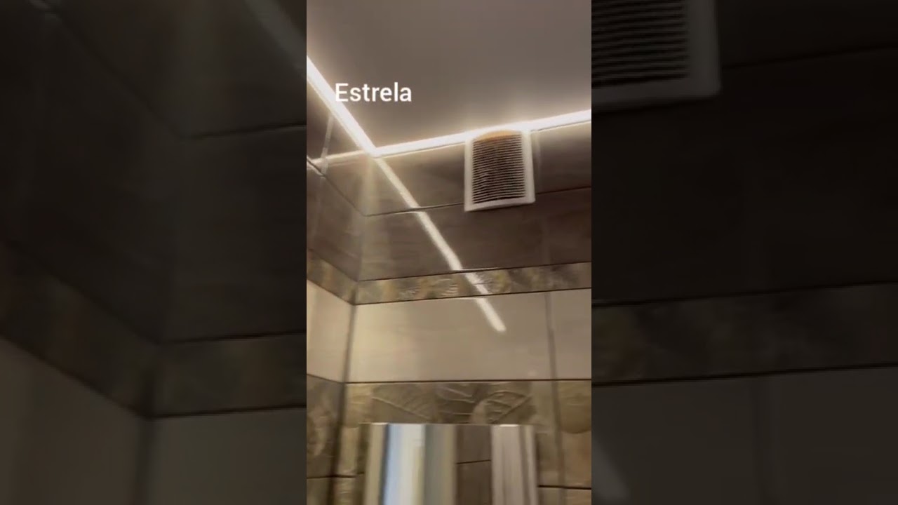 Натяжной потолок с подсветкой в ванной 