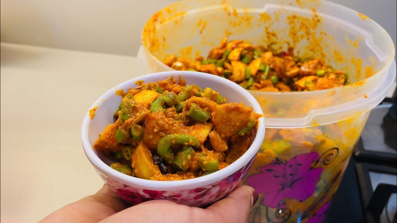 Nimbu mirch ka achar || नींबू मिर्च का अचार || 5kg नींबू का अचार || COOKING WITH RESHMA