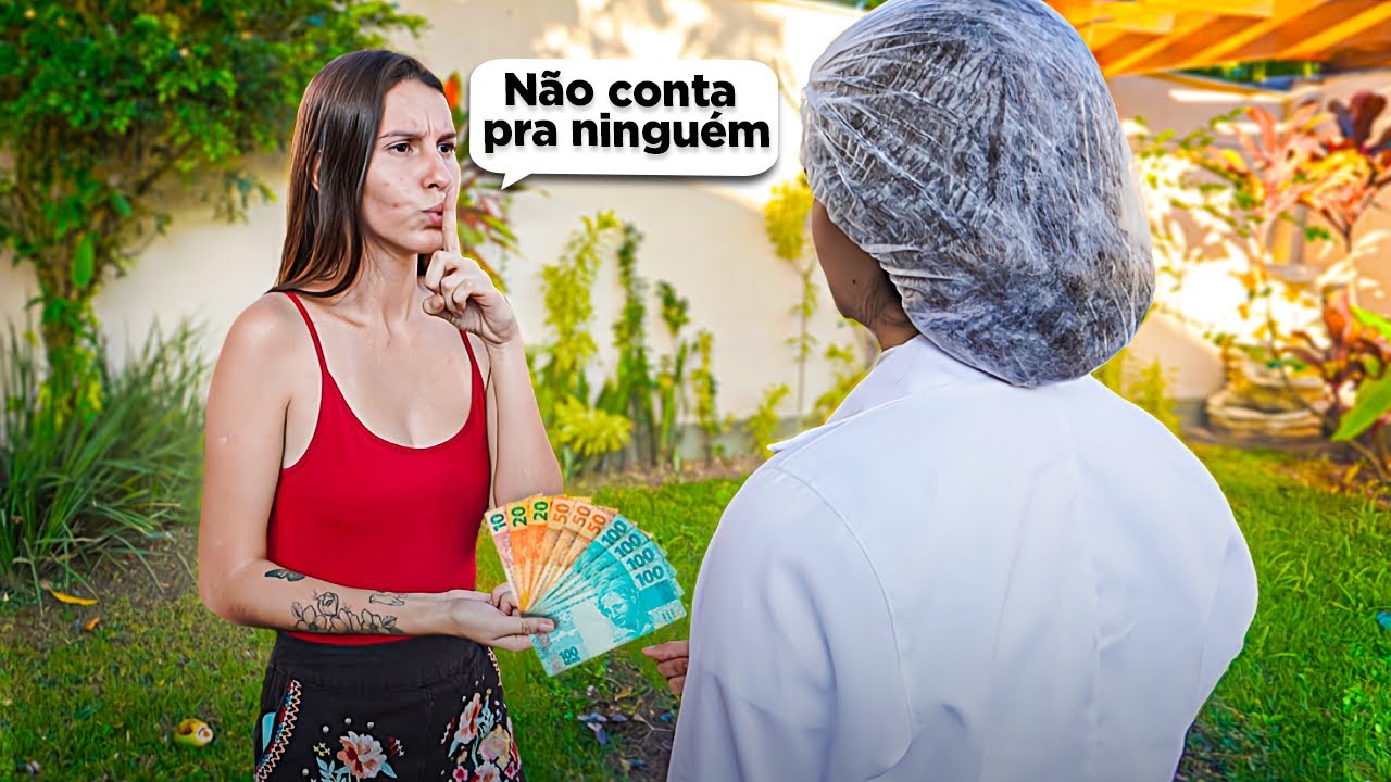 FLAGREI A GIOVANNA DANDO DINHEIRO PARA MÉDICA LOUCA - JULIANA BALTAR