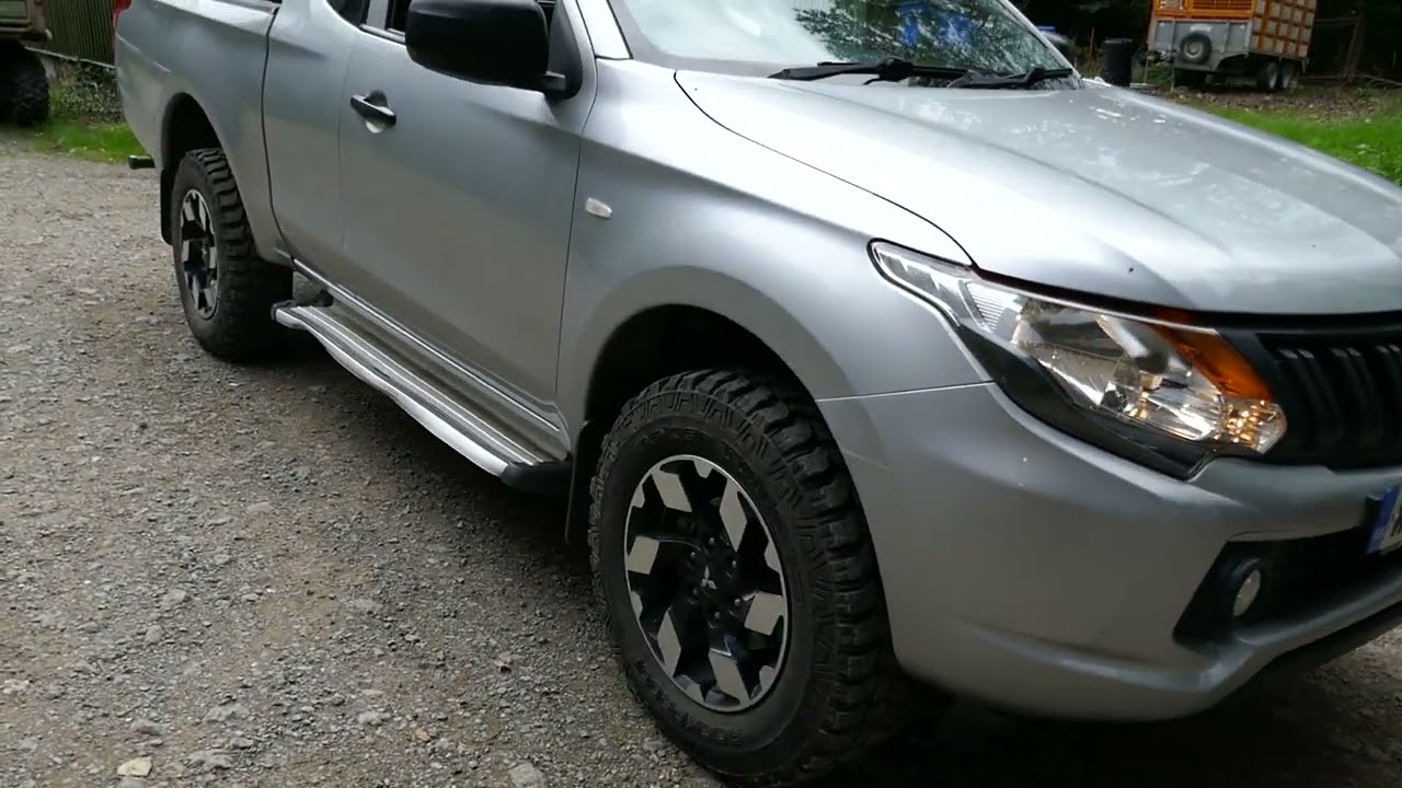 2016 MITSUBISHI L200 EXTRA CAB PICKUP