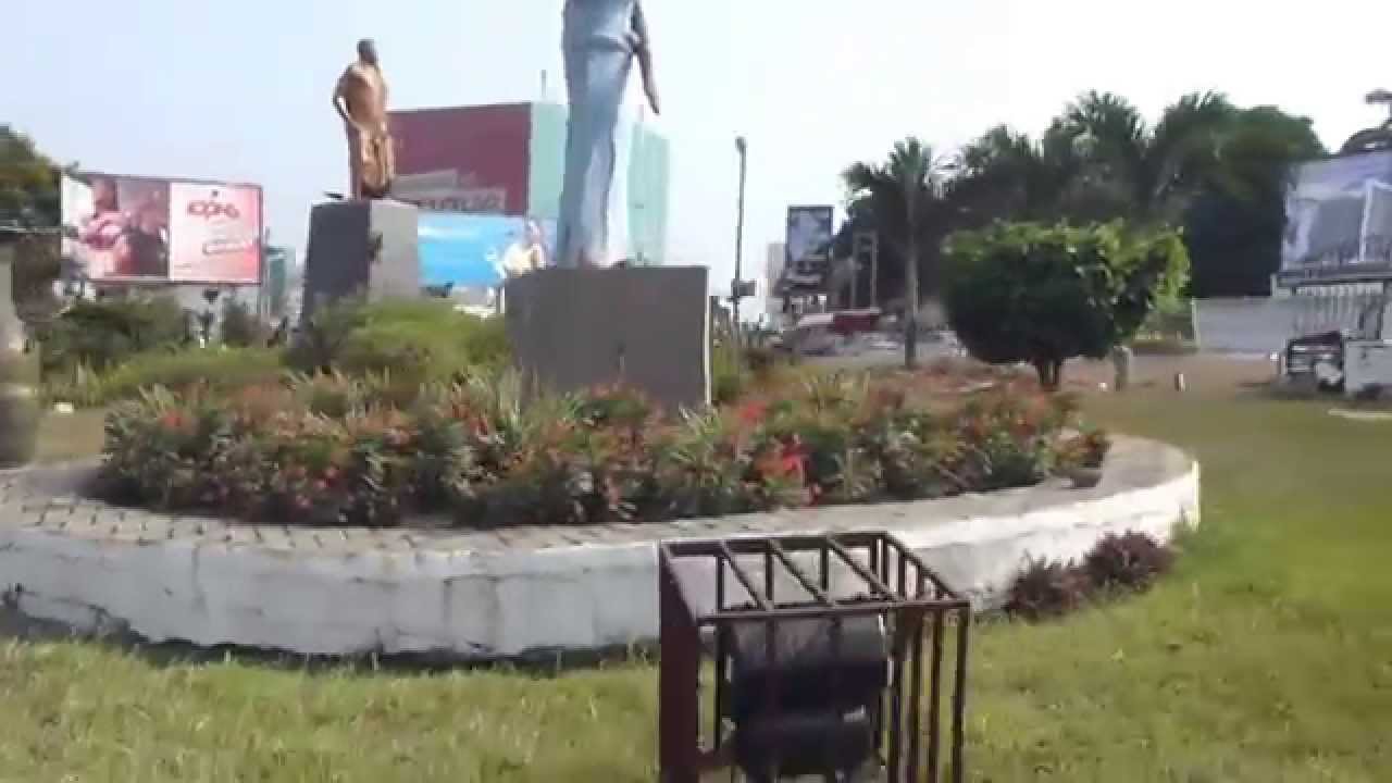 Danquah Circle on a unicycle - Accra, Ghana