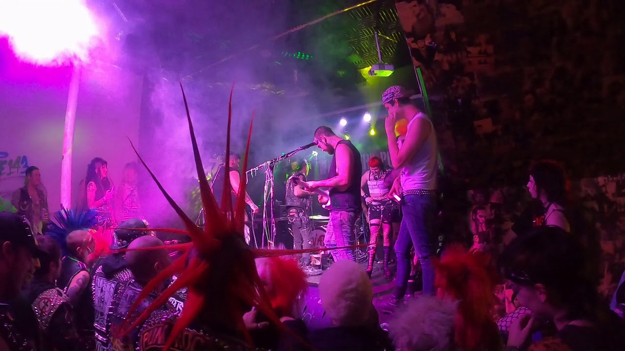 Moose Knuckle at We Are The Punx 3 | Guitarcheology Records