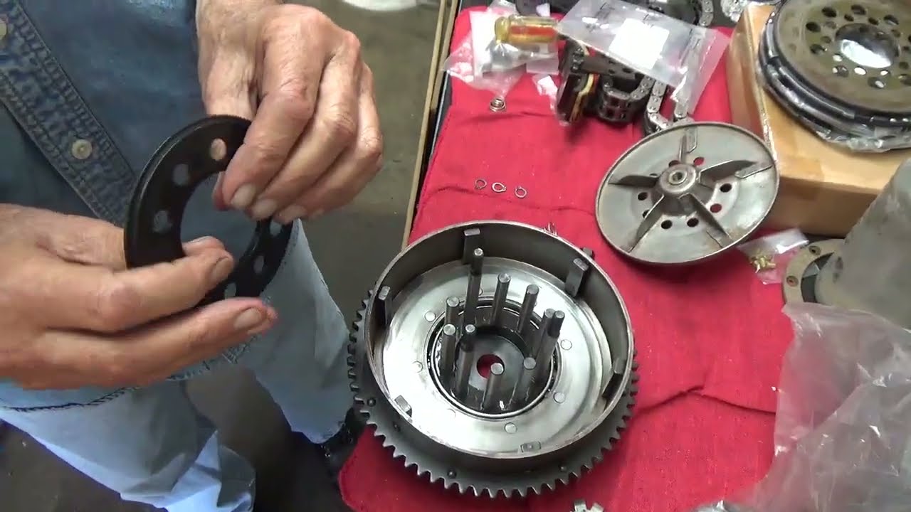 Fitting All the Clutch and Primary Drive for this 65 Panhead