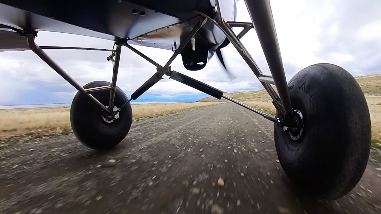 CarbonCub UL Landing a 10ft wide Dirt Strip on Fremont Island