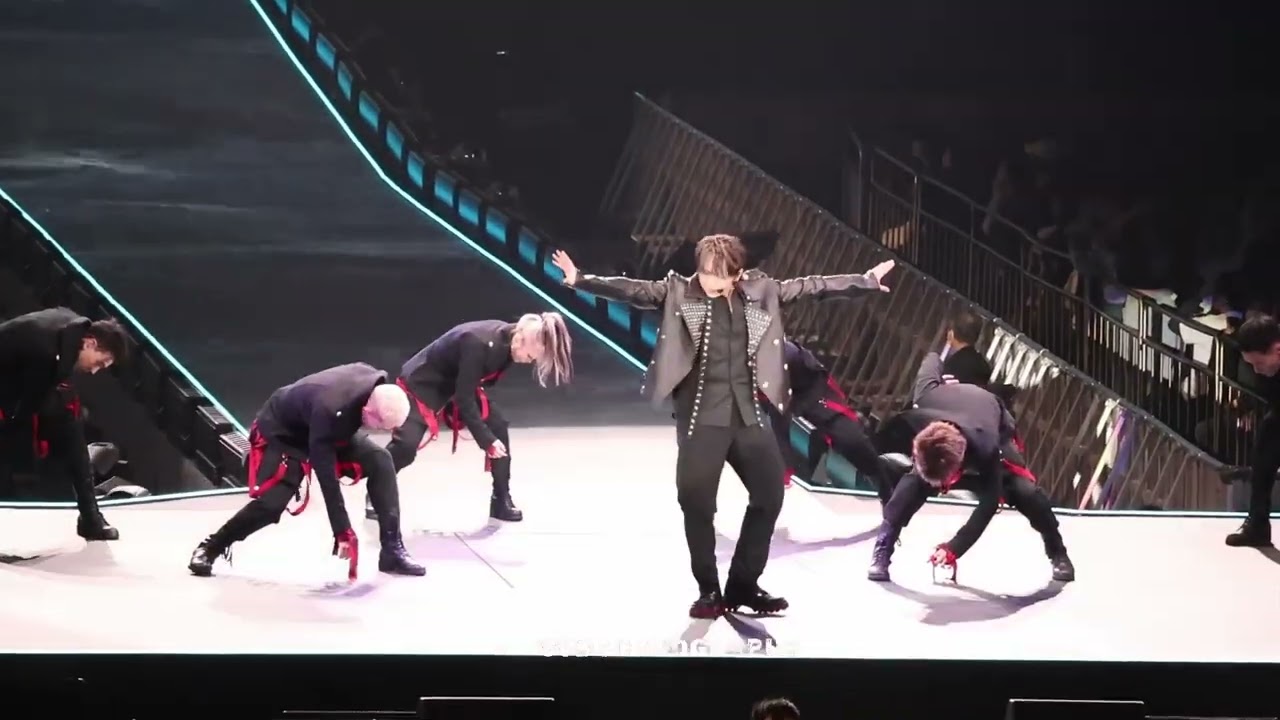 姜濤 Keung To - 黑月 + Dummy | MIRROR FEEL THE PASSION CONCERT TOUR 2024 • HONG KONG