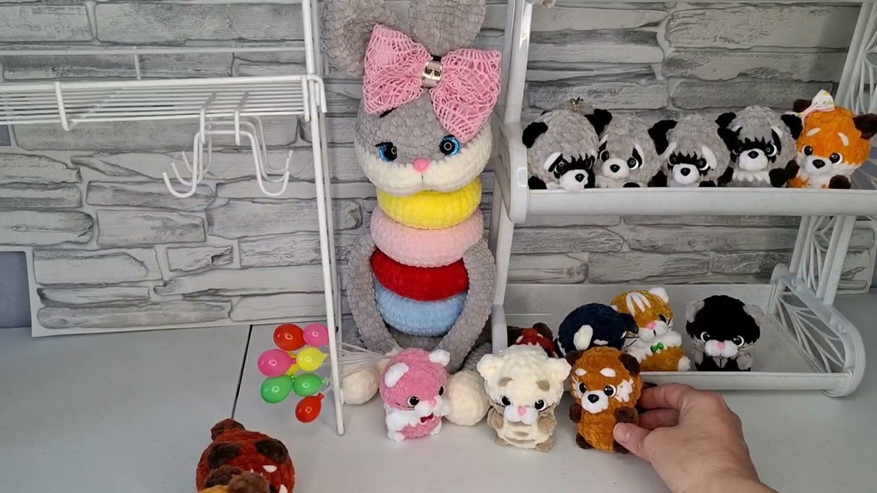 Новая жизнь Киски в корзинке. Игрушки крючком.