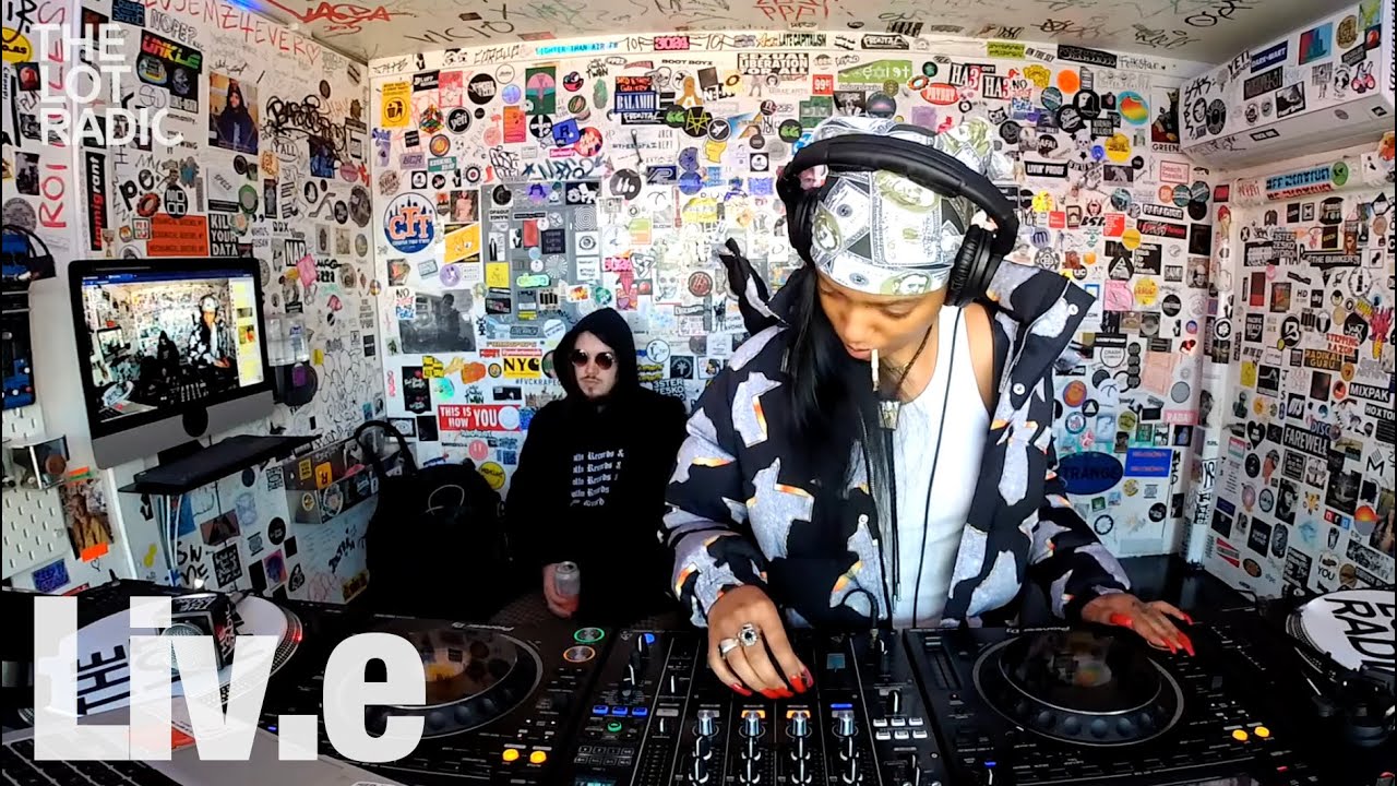 Liv.e @TheLotRadio 04-03-2023